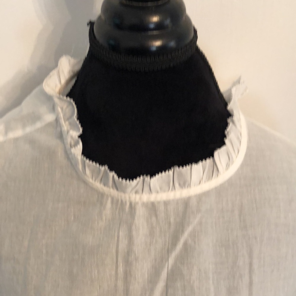 Blouse - Picture 2 of 5